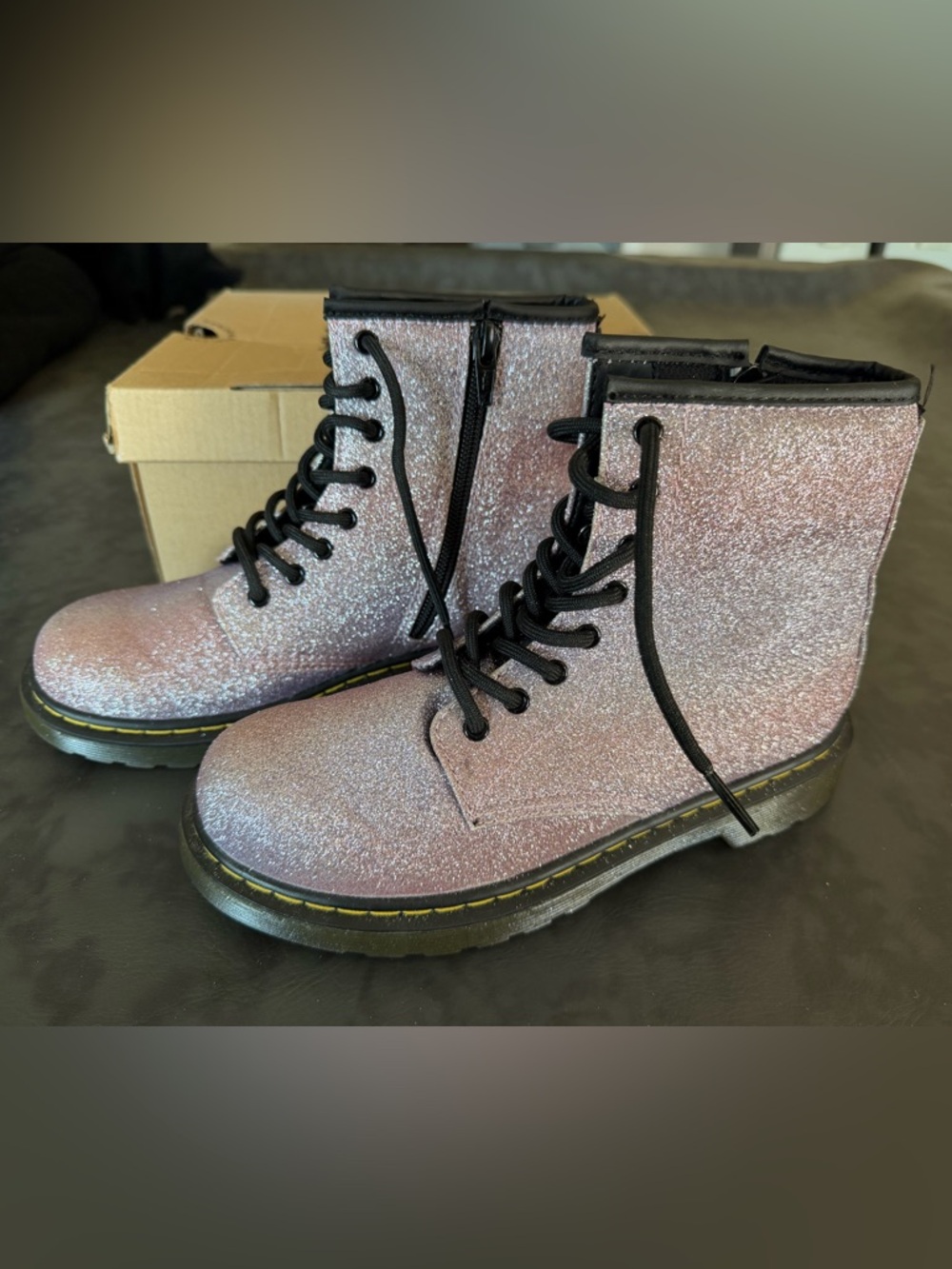 Dr. Martens Delaney Pink Multi Glitter PU Lace Up Side Zip Boots Kids Size 4